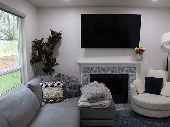 Living Room (main floor)