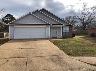 122 Nicholson Dr, Terry, MS 39170