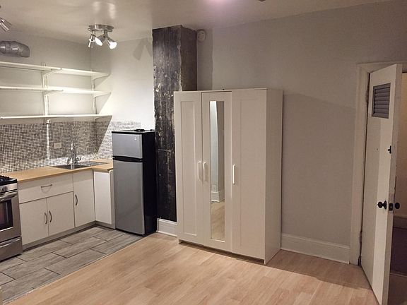 2nd image of 5135 S Kenwood Ave APT 604