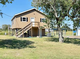 143 Bastrop Bayou Dr, Angleton, TX 77515