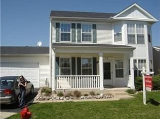 1652 Wind Song Ln, Aurora, IL 60504