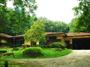 16956 W Bluff Rd, Lemont, IL 60439