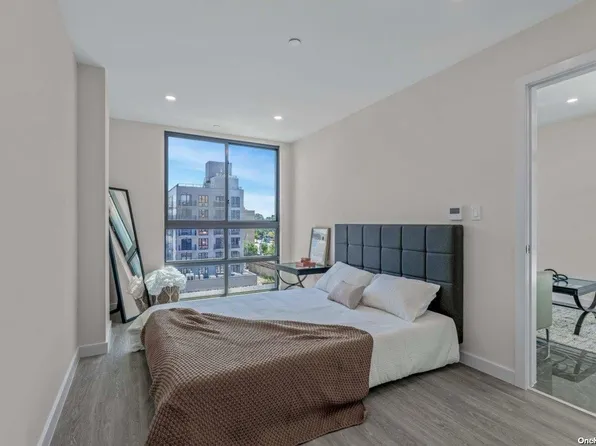 43-30 52 Street #3C, Woodside, NY 11377