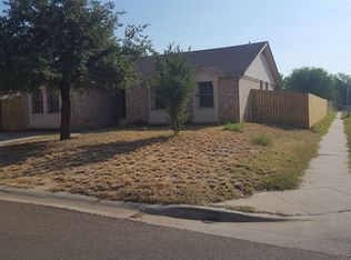 401 Carreta Ct, Laredo, TX 78045
