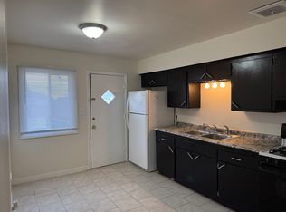 4621 36th Ave APT 3, Kenosha, WI 53144