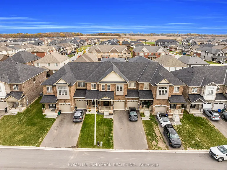 21 Sapphire Way — Photo 2