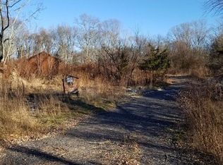 83 Plain St, Rehoboth, MA 02769