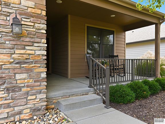 3rd image of 5815 N 159th St