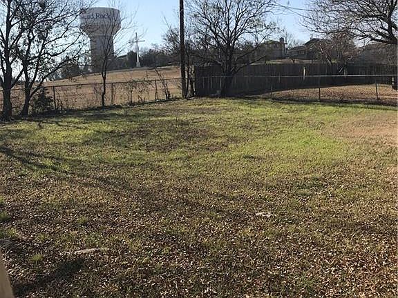 4th image of 511 Old West Dr