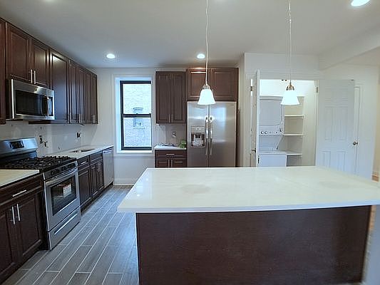 3rd image of 450 Clinton Ave #D2