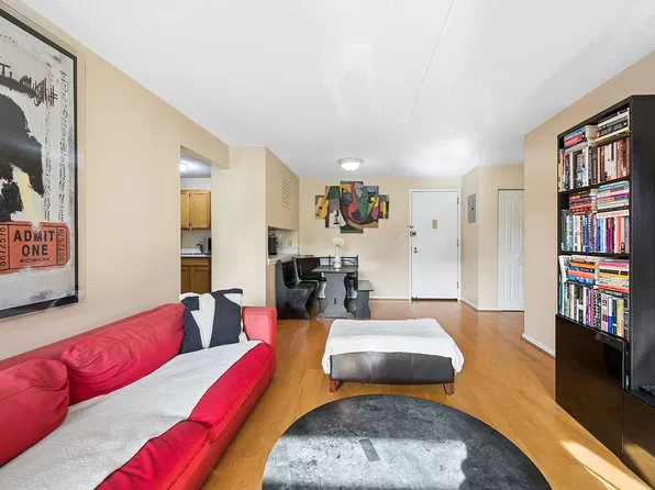 130 Lenox Ave Unit 526, New York, NY 10026