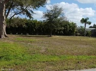 417 SE 9th Place Cpe, Coral, FL 33990