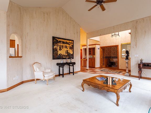 3rd image of 37 Shadow Creek Cir