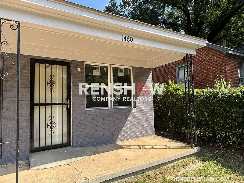 2 bed, 1.0 bath, 700 sqft, $800 — Photo 2