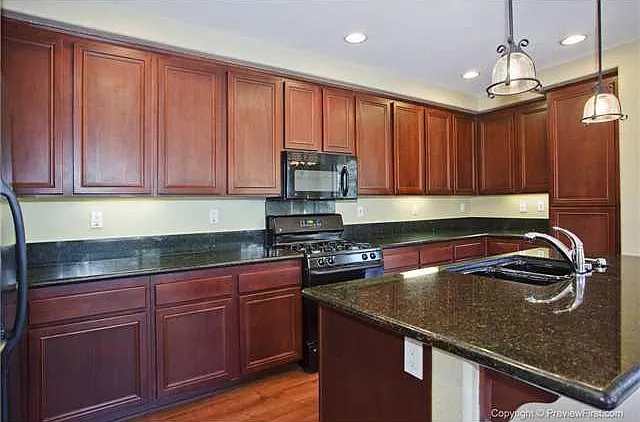 840 Almond Rd — Photo 9