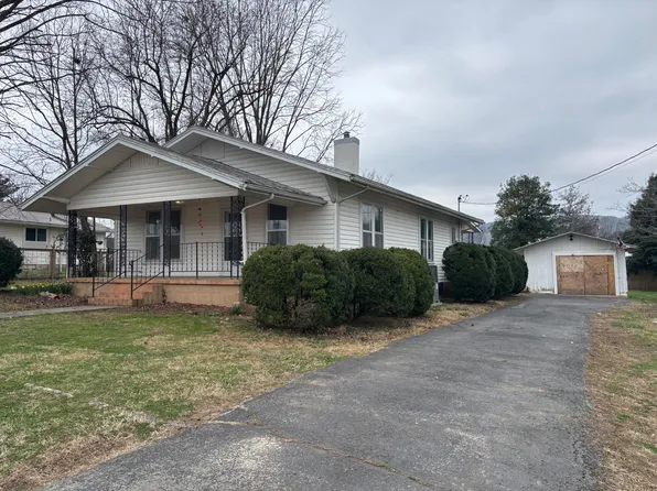 97 Wheeler St, Pikeville, TN 37367