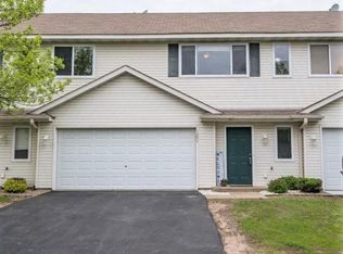 1233 Prairie View Trl, Farmington, MN 55024