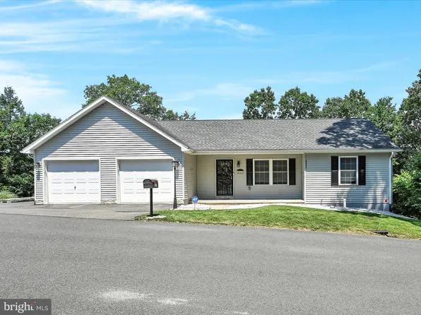 577 Willow St, Pottsville, PA 17901