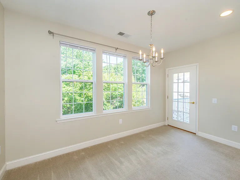 4211 Ramapo Ct — Photo 16
