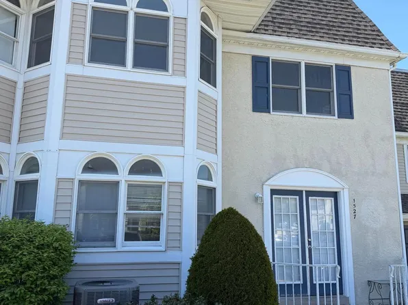 1527 Margaret Ct #7, Jamison, PA 18929