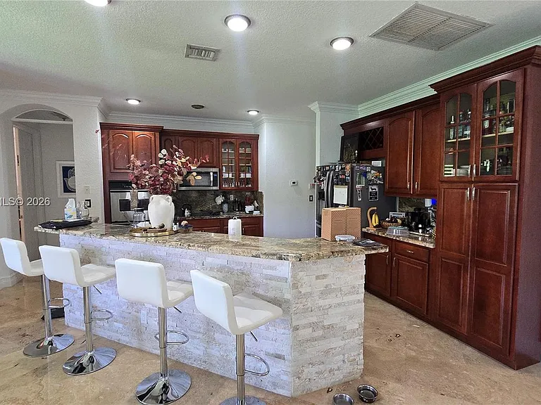 19179 S Gardenia Ave — Photo 5