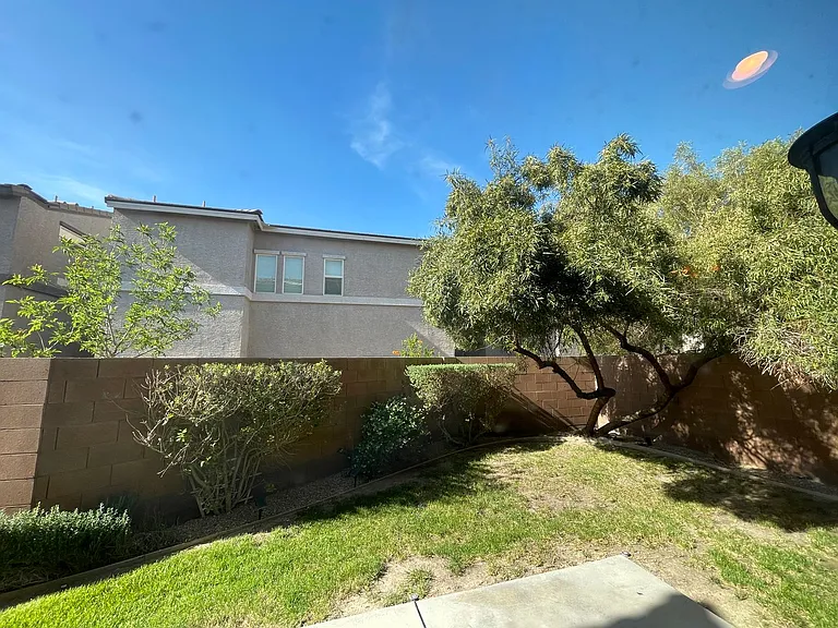 862 Park Walk Ave — Photo 16