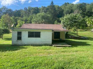 60 Marley Ln, Belington, WV 26250