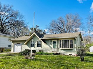 1908 Osage St, Leavenworth, KS 66048