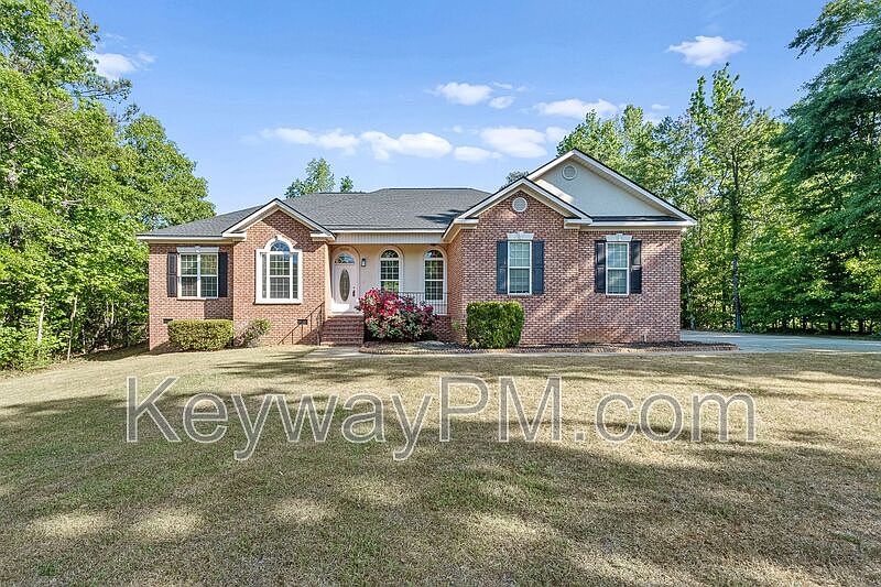 1st image of 3011 Old Lodge Rd