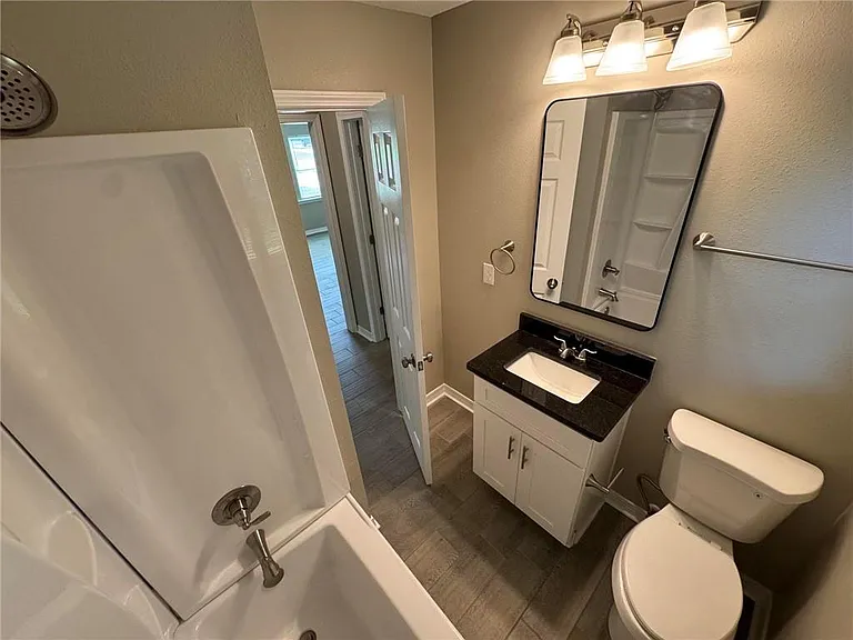 2120 Baker Rd — Photo 14