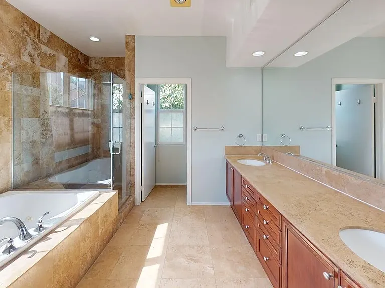 5655 Como Cir — Photo 14