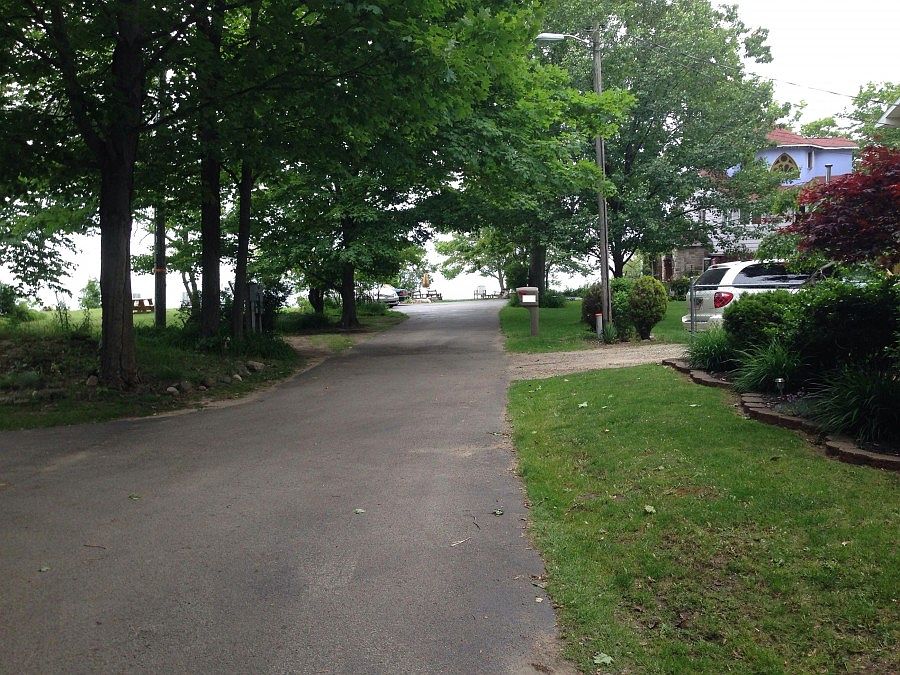 2nd image of 2821 Bundy Rd