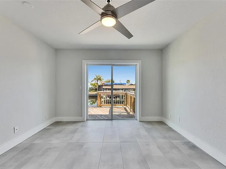 1025 Apollo Beach Blvd #1 — Photo 36
