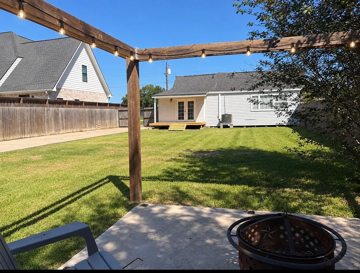 3 bed, 1400 sqft, $1,800 — Photo 4