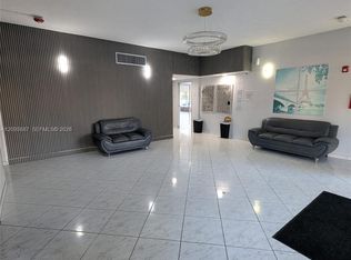 16740 NE 9th Ave APT 406, North Miami Beach, FL 33162