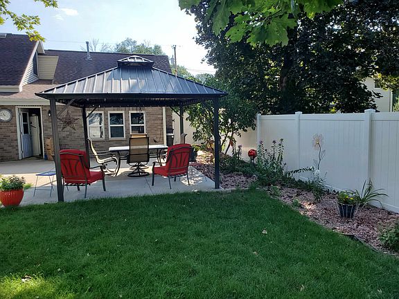 5th image of 1471 McPoland Ave