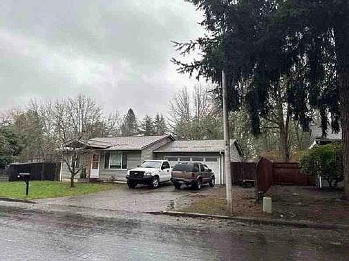 2nd image of 5670 SW 196th Ave