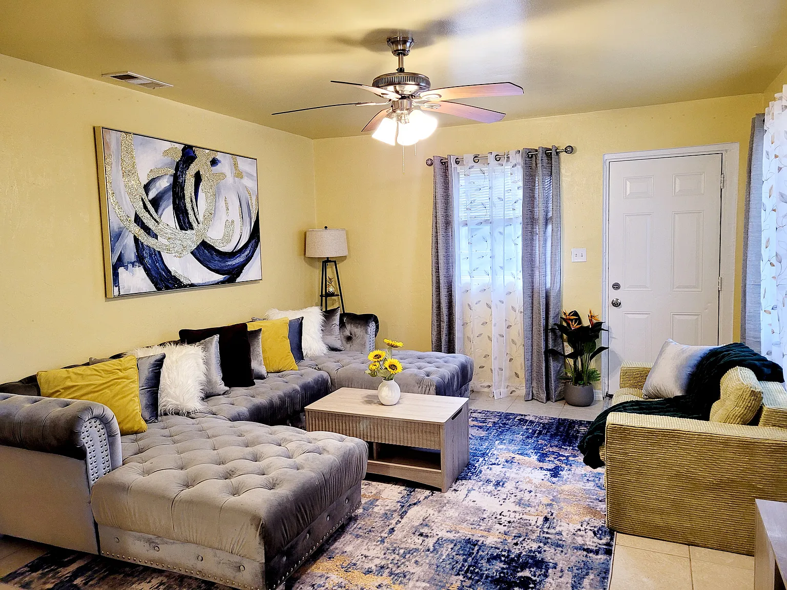 3 bed, 972 sqft, $2,095 — Photo 3