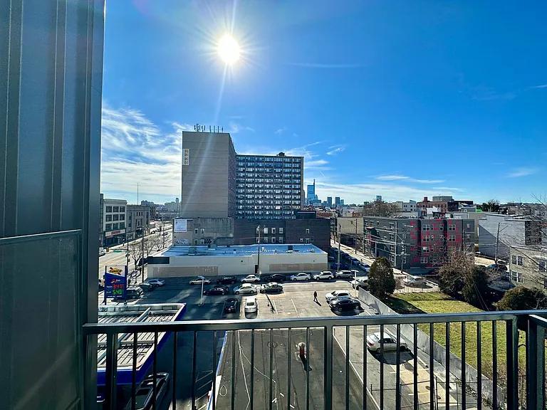 1310 N Broad St — Photo 15