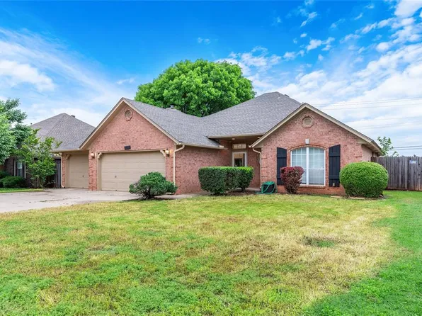 2617 Tracys Ter, Edmond, OK 73013