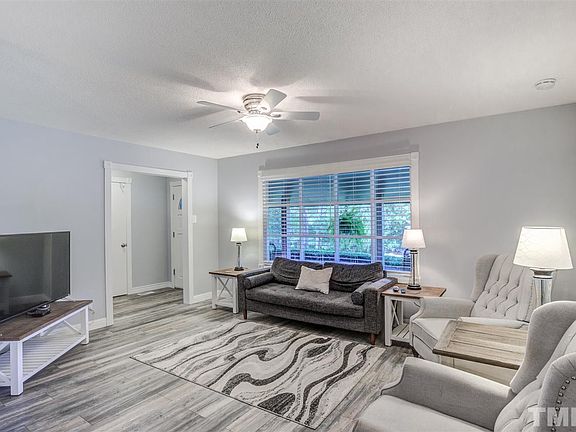 4th image of 2610 Oberlin Dr