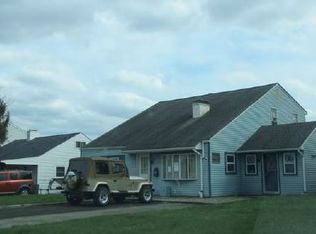 322 Austin Dr, Fairless Hills, PA
