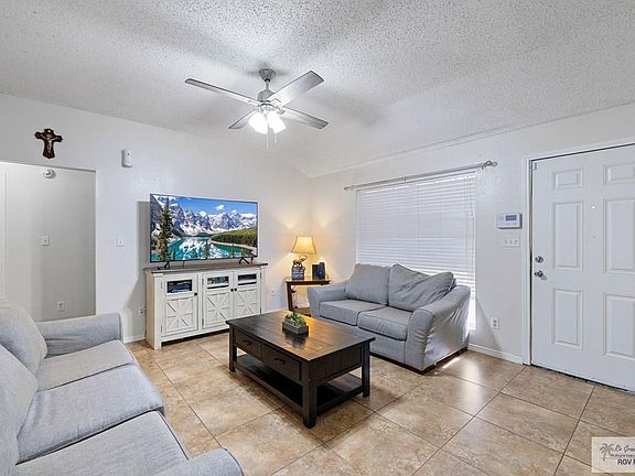 2nd image of 3615 Calle Costa Rica