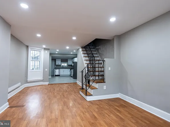 1329 E Airdrie St, Philadelphia, PA 19124