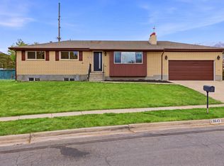 8643 Vaquero Dr, Sandy, UT 84094
