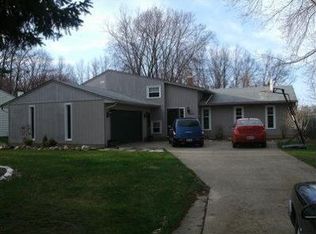 4472 Mapleview Dr, Vermilion, OH 44089
