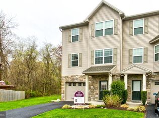 51 Crooked Dr, Enola, PA