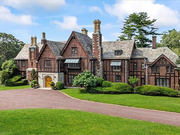 3rd image of 127 Horseshoe Road