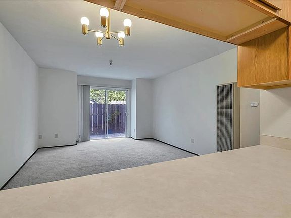 4th image of 106 Vista Prieta Ct Unit 106