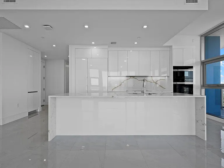 220 Lake Shore Dr #2223 — Photo 6